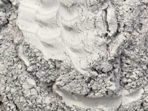 calcium aluminate cement