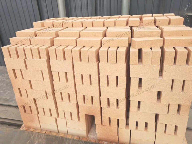 Refractory fire bricks