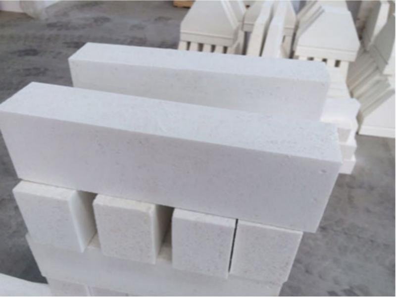 Lianxin corundum bricks
